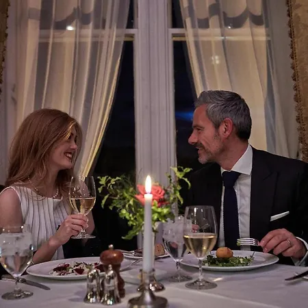 Dromoland Castle Hotell