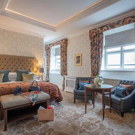 Otel Dromoland Castle 5*