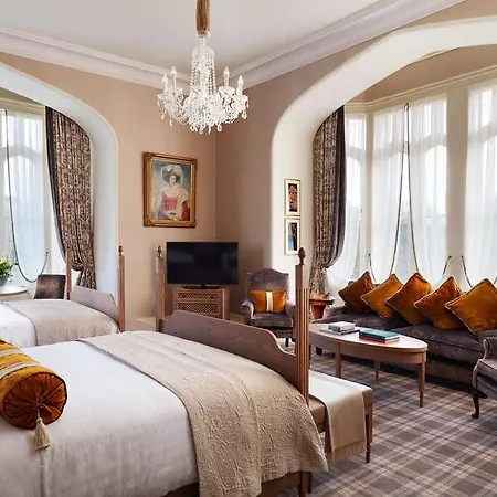 Dromoland Castle 5*