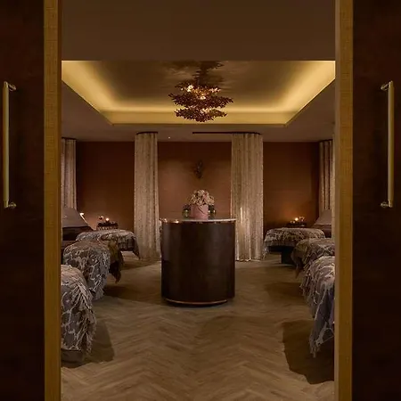 Dromoland Castle Hotel 5*