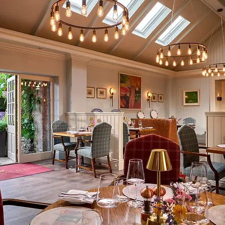 Dromoland Castle 5*