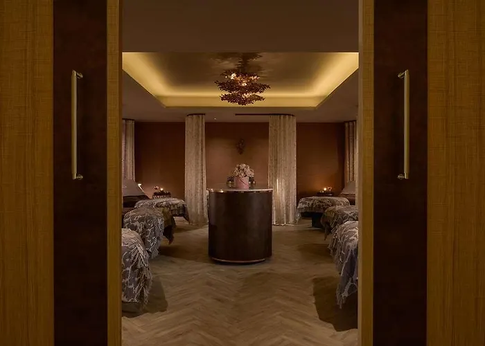 Dromoland Castle Отель 5*